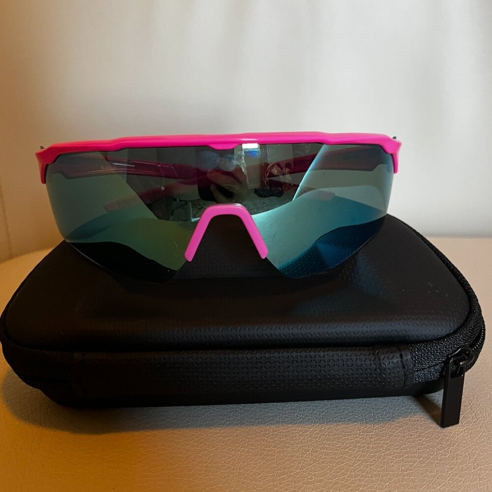 SR-1x Sunglasses in Pink